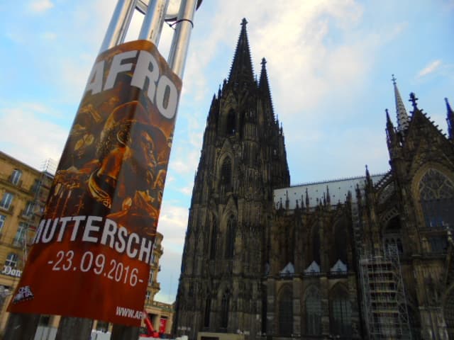 AFRO MUTTERSCHIFF Plakat in Köln