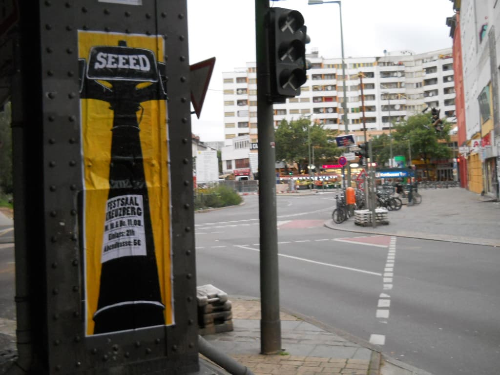 SEEED Konzertplakat am Kottbusser Tor
